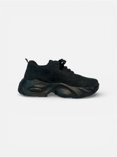 Phantom Court Black Bold Premium Shoe